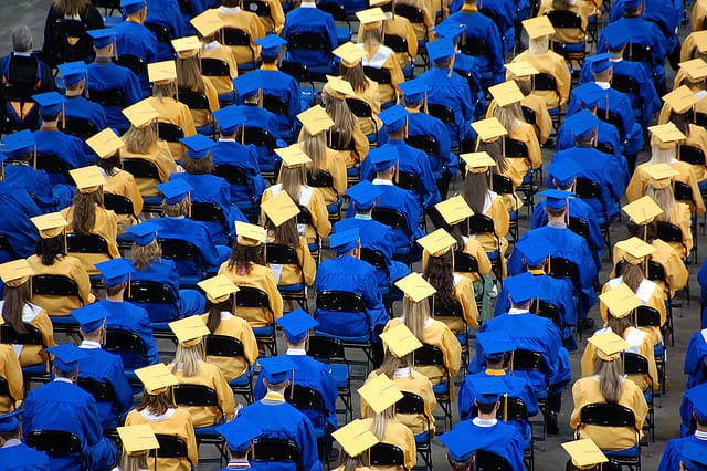 apply for student loans college tips: navigating student loans