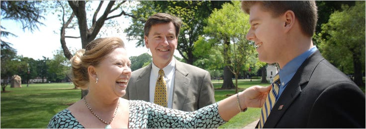 parents college freshmen tips: dealing with parents